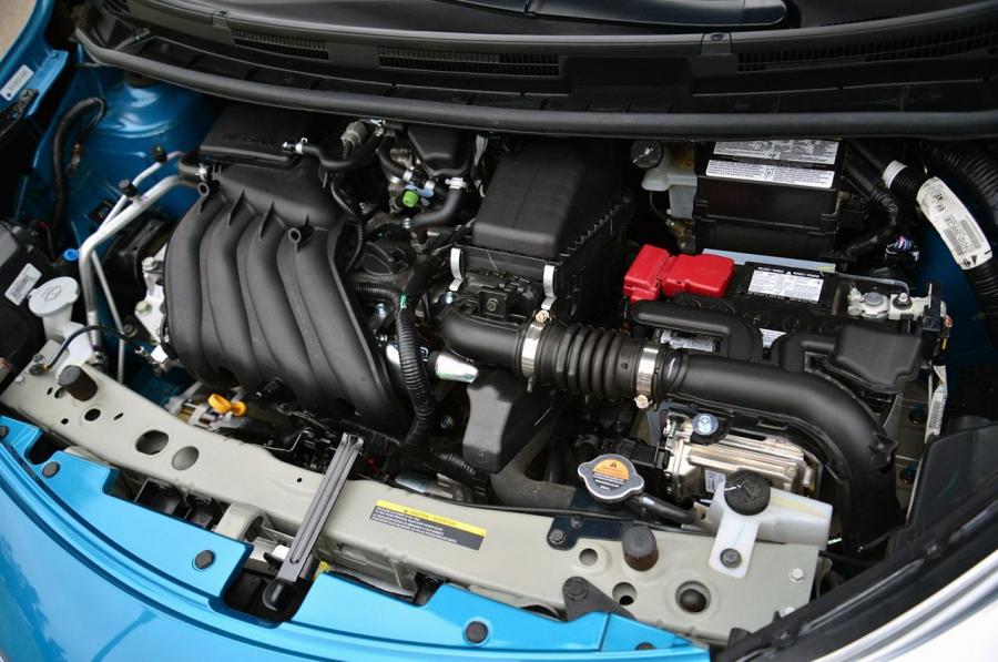  Nissan Versa Note 2014 года  (фото 30 из 137)